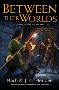 Обложка книги Между их мирами (ЛП)