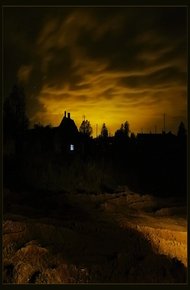 Обложка книги Огонёк в окне